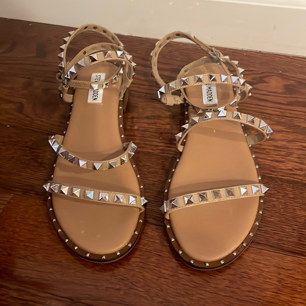 Steve Madden Sandals - size 8